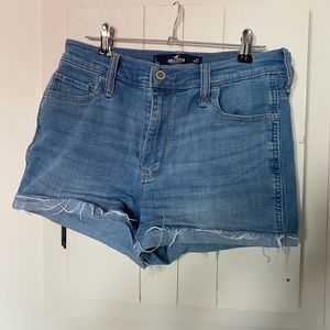 Hollister High-Rise Short 3”